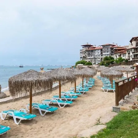 Garden Of Eden - Panorama C15 Rey&mar Apartment