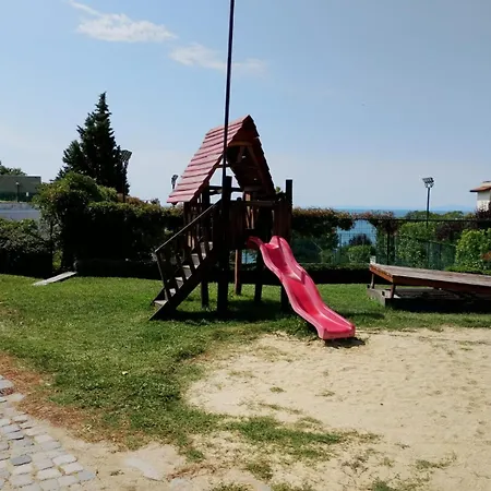 Garden Of Eden - Panorama C15 Rey&mar *