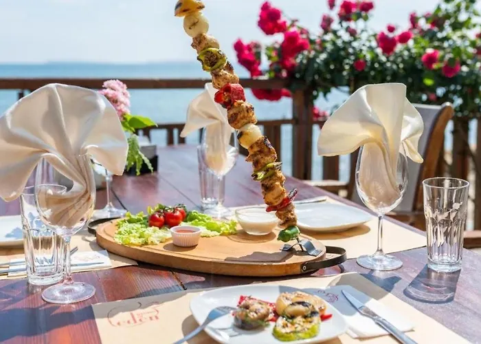 Garden Of Eden - Panorama C15 Rey&mar * Święty Włas