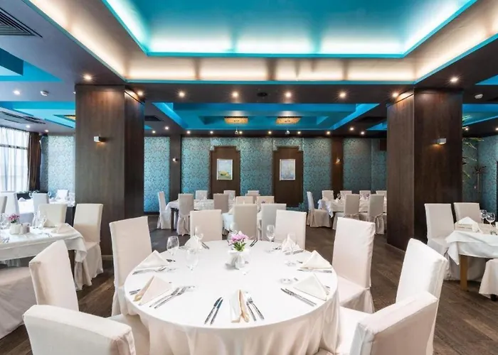 Garden Of Eden - Panorama C15 Rey&mar