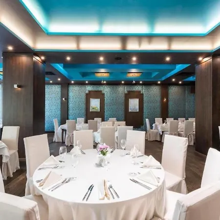 Garden Of Eden - Panorama C15 Rey&mar