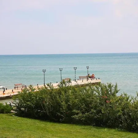 Garden Of Eden - Panorama C15 Rey&mar *